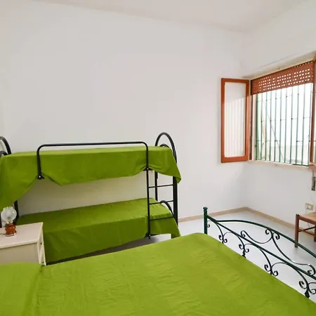 Casa Ida 1a Con Accesso Diretto Di *